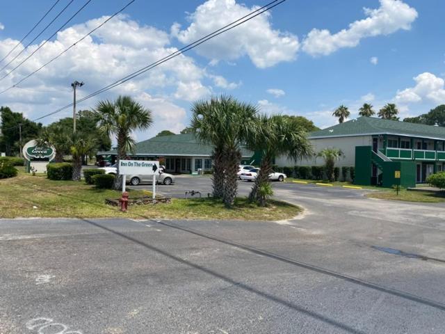 Inn On The Green Florida Tavares Exterior photo