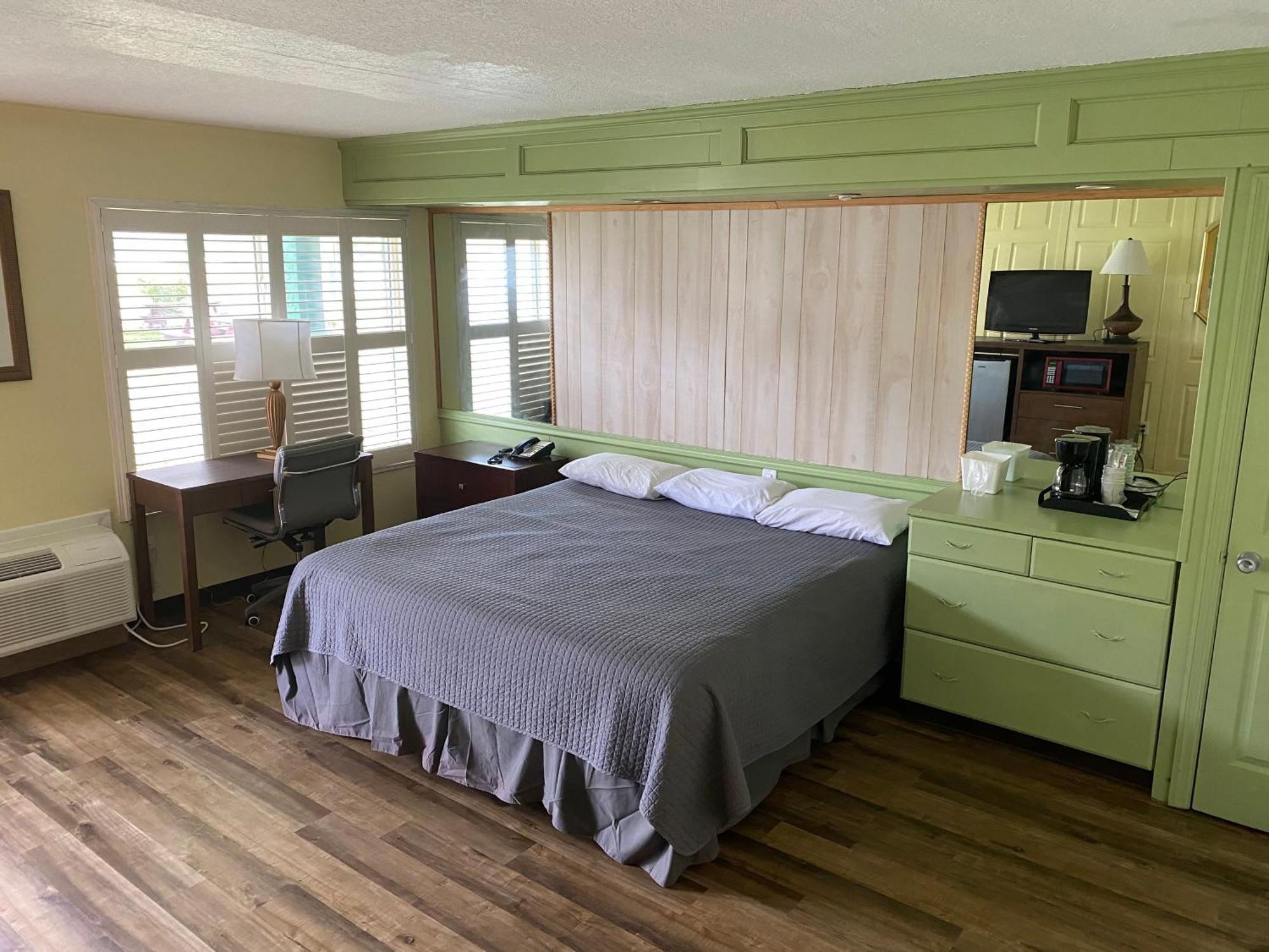 Inn On The Green Florida Tavares Exterior photo