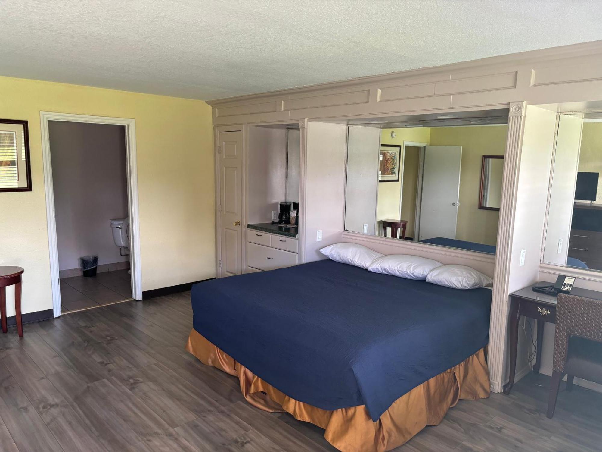 Inn On The Green Florida Tavares Exterior photo