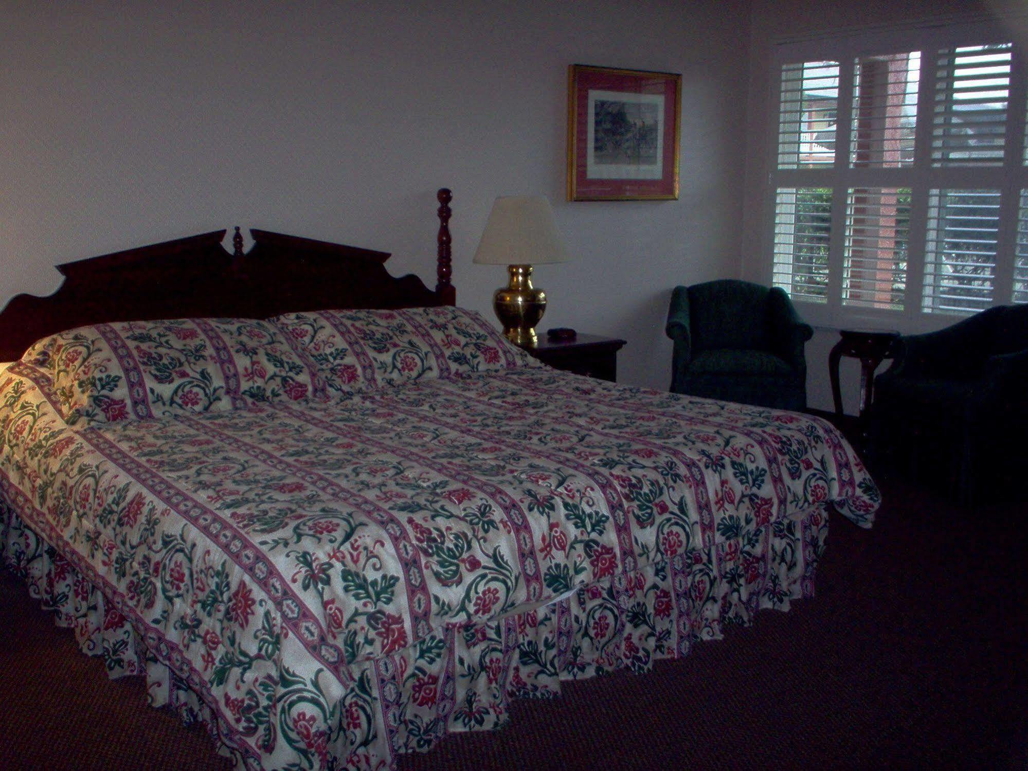 Inn On The Green Florida Tavares Exterior photo